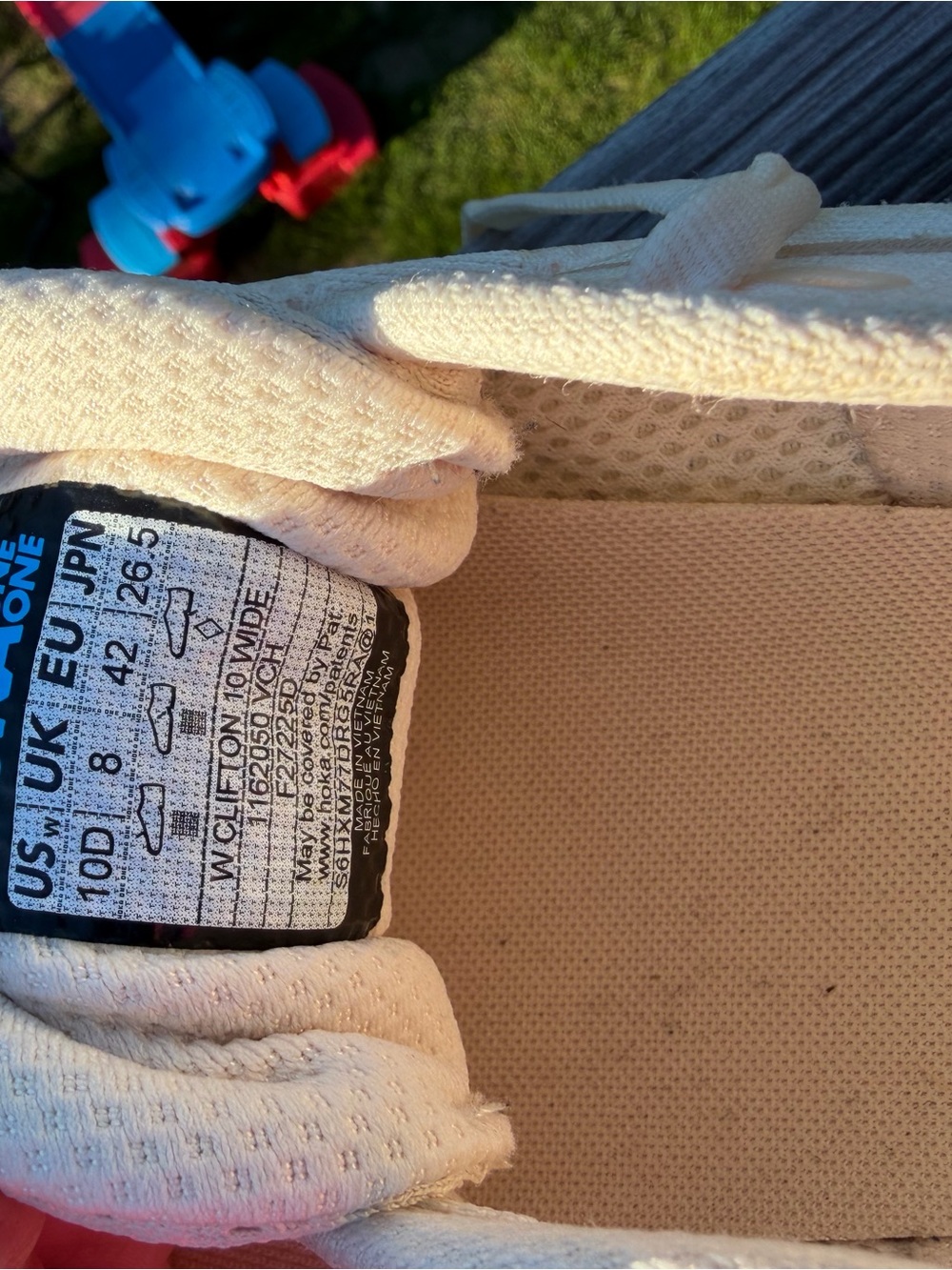 HOKA Women's Clifton 10 - Picture 6 of 6